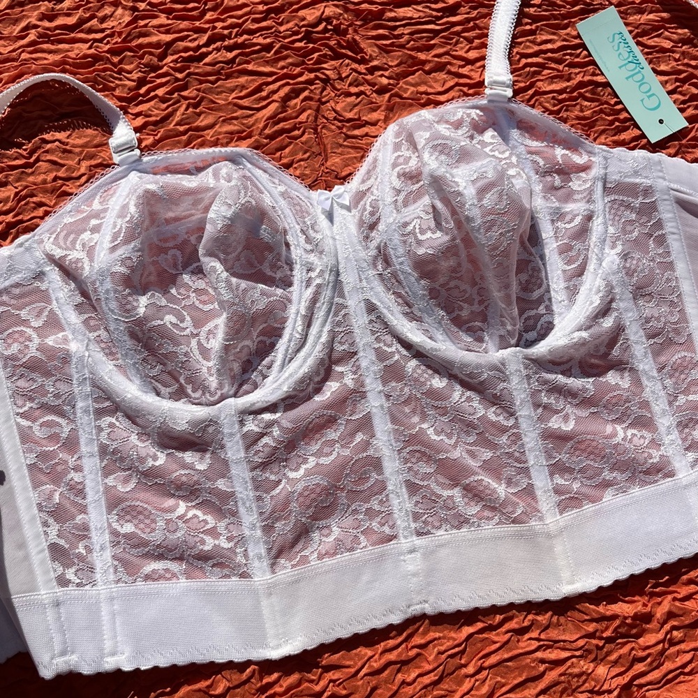 2/$60✨ NWT Lace Boned Bustier